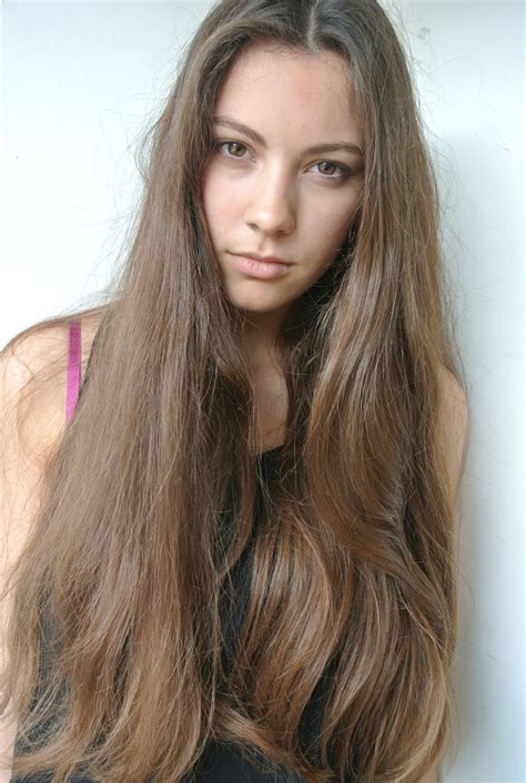 Profile Models: MODEL Q&A AMY