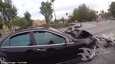 Motorcyclist Captures Moment He Chases Drunk Driver Daily Mail Online