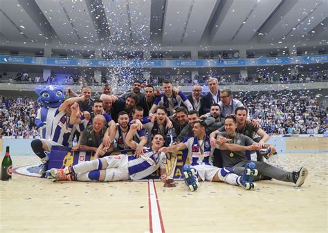 Fc Porto Sagra Se Campe O Nacional De H Quei Em Patins