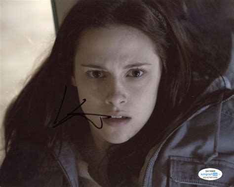 Kristen Stewart Twilight Autograph Signed Bella Swan 8x10 Photo