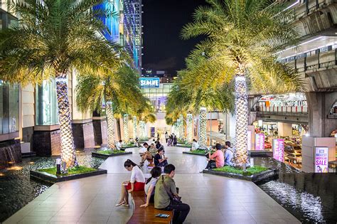Siam Paragon Shopping Mall Bangkok License Image 13825998