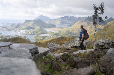 Hike to Fløya and Djevelporten Svolvær Lofoten The Photo Hikes