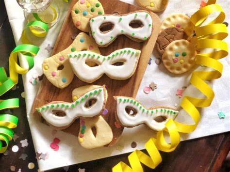 Mascherine Di Carnevale Pasta Frolla Alle Susine Tastetrentino