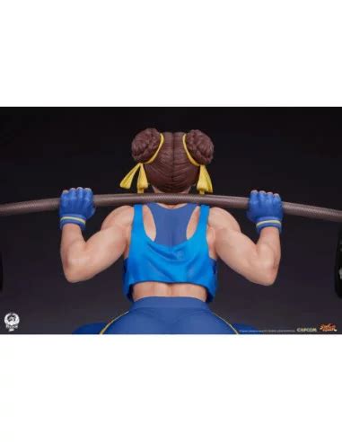 Comprar Street Fighter Estatua Premier Series 1 4 Chun Li Powerlifting