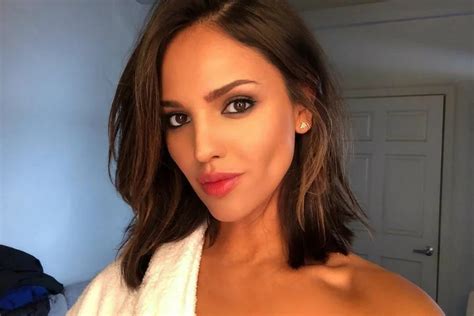 Eiza González Y Sus Problemas En Hollywood Pruebas De Adn Terapia Y