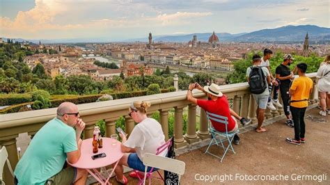 Turismo Confesercenti In Arrivo Anche In Toscana La Frenata Di