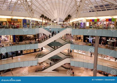 Modern Upscale Shopping Mall Editorial Stock Image - Image of escalators, retail: 71698809