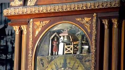 Salar Jung Museum Musical Clock At 12 00 Noon Youtube