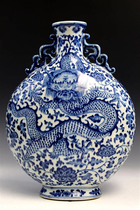 Chinese Blue And White Porcelain Vase Qianlong Mark