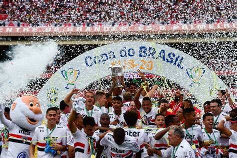 RsnotÍcia São Paulo Bate O Corinthians E Conquista Tricampeonato Da