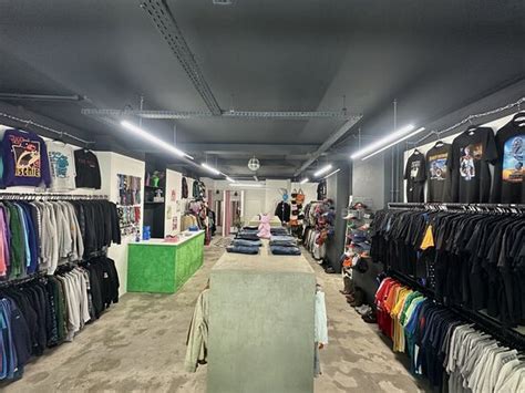 Cute staff & cool clothes, cph vibes - Reviews, Photos - Baza Vintage ...