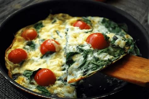 Cómo Hacer Una Deliciosa Y Nutritiva Tortilla De Espinacas Con Queso