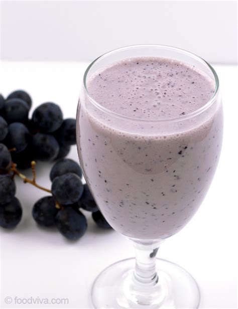 Banana Grape Smoothie Recipe - Sweet and Tangy Smoothie with Yogurt