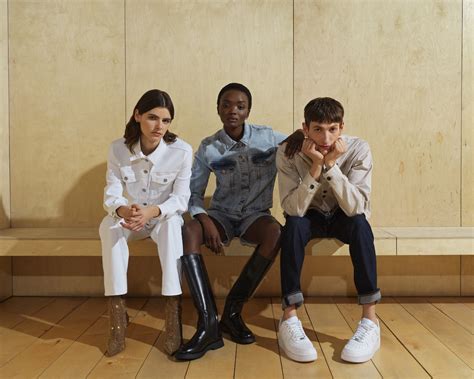 French Connection Opens Outlet Store - Retail & Leisure International