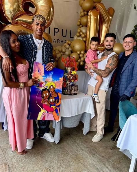 Lamine Yamal kicks off his 18th birthday celebrations with family