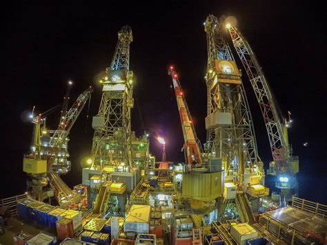 Rig Shot A Night Shot Of The Drill Rigs On Beryl Alpha Oil Flickr