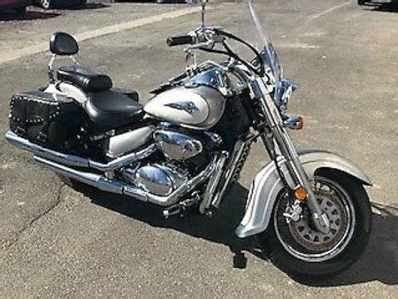 SUZUKI Suzuki Intruder Volusia 2004 Tweedehands De Parking