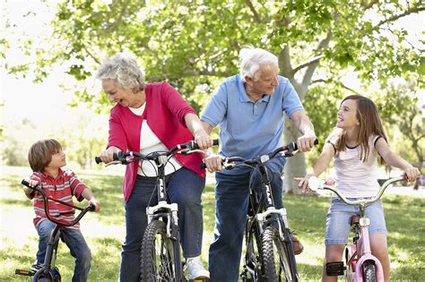 7 Fun Summer Time Ideas For Seniors With Grandchildren Seniors