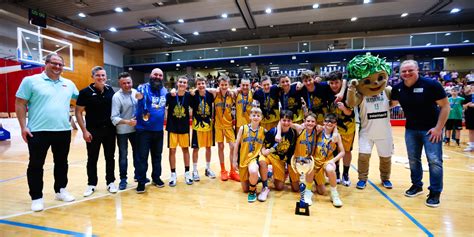 Kzs Fantje Do Let Do Zlatih Medalj Maribor Mladi A