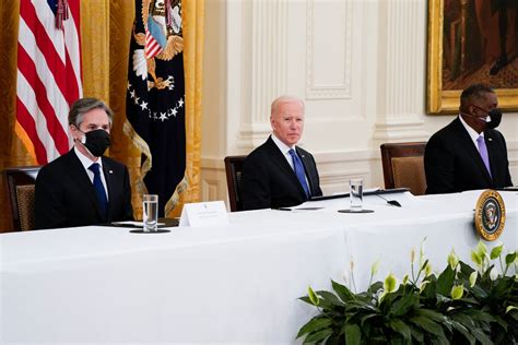 Biden Holds First Cabinet Meeting Says Team ‘looks Like America