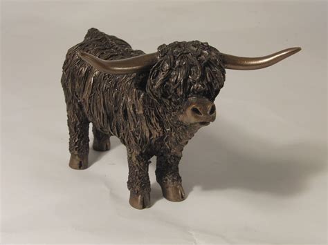 Highland Cow Standing Medium Veronica Ballan Frith Cold Cast