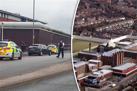 Hmp Walton On Lockdown After Four People Shot In Liverpool Daily Star