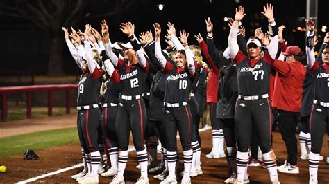 Arkansas homers past No. 3 Georgia in Monday’s Finale, matches highest ...