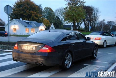 Mercedes Benz CLS 55 AMG 02 November 2010 Autogespot