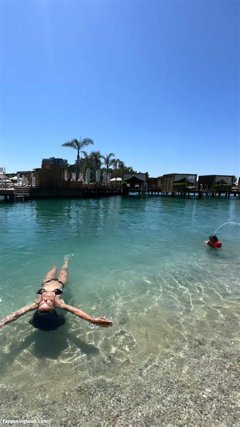 Amy Jackson Theallamericanbadgirl Nude OnlyFans Leaks Fappening FappeningBook