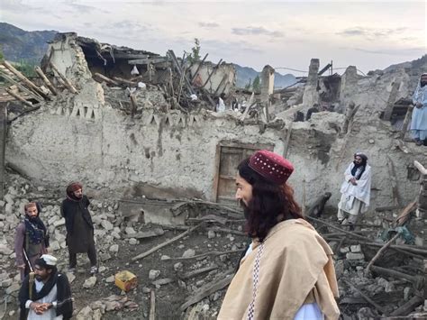 Un terremoto en Afganistán deja más de mil muertos video Cultura