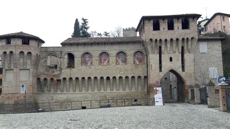 Pin Av Castlehunting P Italy Emilia Romagna