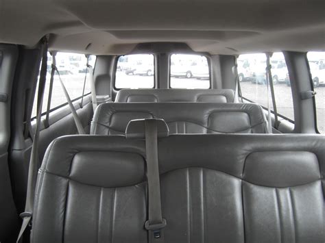 2005 Express Van Chevrolet 10 Passenger Van