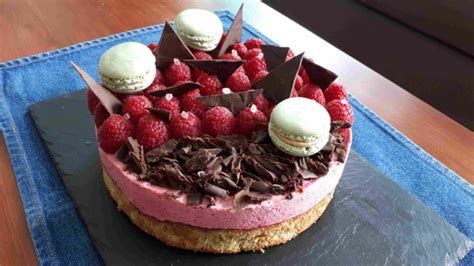 Recette De Mon Moelleux Pistache Et Sa Mousse De Framboises