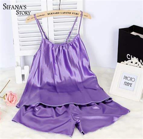 Ladies Sexy Silk Satin Pajama Set Sleeveless Pyjama Set Round Neck