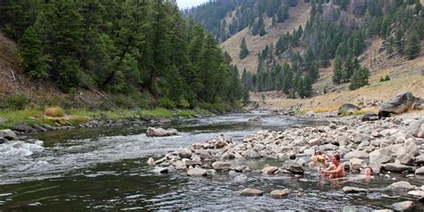 Idaho S Highway 75 Runs Along The Salmon River Through The Stunning