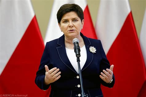 Szydło w Sandomierzu Dużo o PO i Tusku a potem nie będzie mówić o