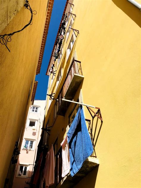 Bairros De Lisboa Alfama O Mais Tradicional E Pitoresco Da Capital