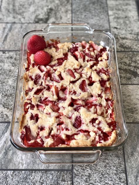 Dump Cake With Strawberries Design Corral