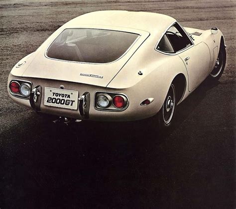 A Brief History of the Toyota 2000GT - Everything You Need To Know