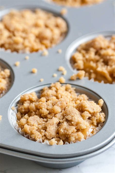Easy Pumpkin Spice Muffins Recipe With Pumpkin Spice Crumbs