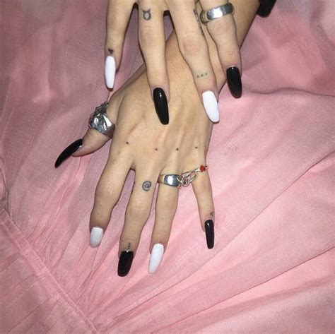 Soft Grunge Aesthetic Acrylic Nails