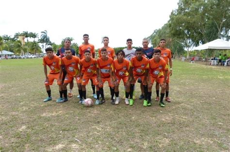 Atletas Da Escolinha De Futebol Herbert Matos Se Destacaram Na F1 Cup