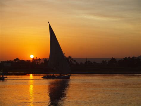 Luxor Sunset Felucca Ride and Banana Island – Egypt Gift Tours