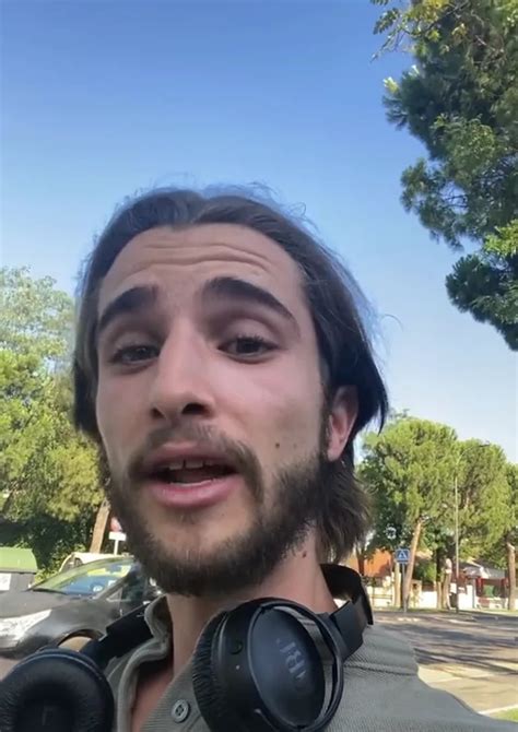 Un Joven Pas D As Sin Lavarse El Pelo Mostr El Resultado Y Es