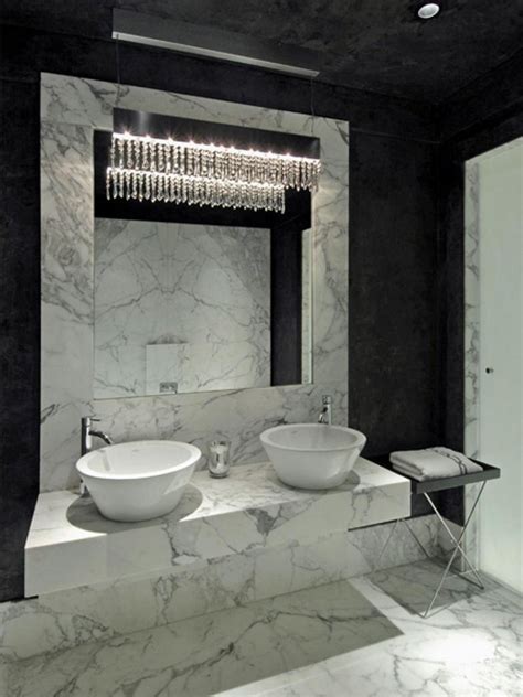 10 Black And White Modern Bathroom Inspiration