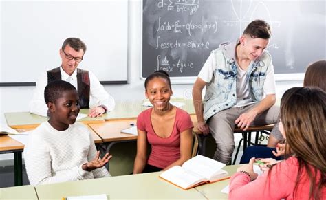 Students Talking During A Break Stock Image Image Of Lesson