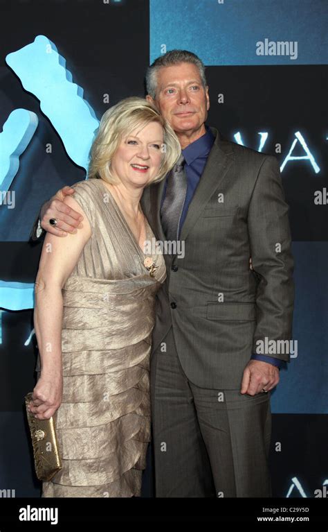 Stephen Lang And Wife Kristina Watson Los Angeles Premiere Of Avatar