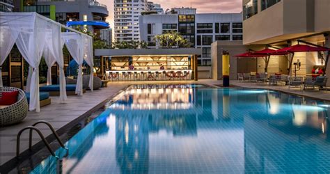 Rooftop Swimming Pool Hotel Bangkok Mercure Bangkok Sukhumvit