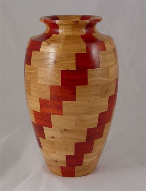 And The Completed Spiral Vase Wood Turning Wood Turning Projects