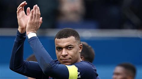 Kylian Mbappe Macht Abschied Von Paris Saint Germain Offiziell Video